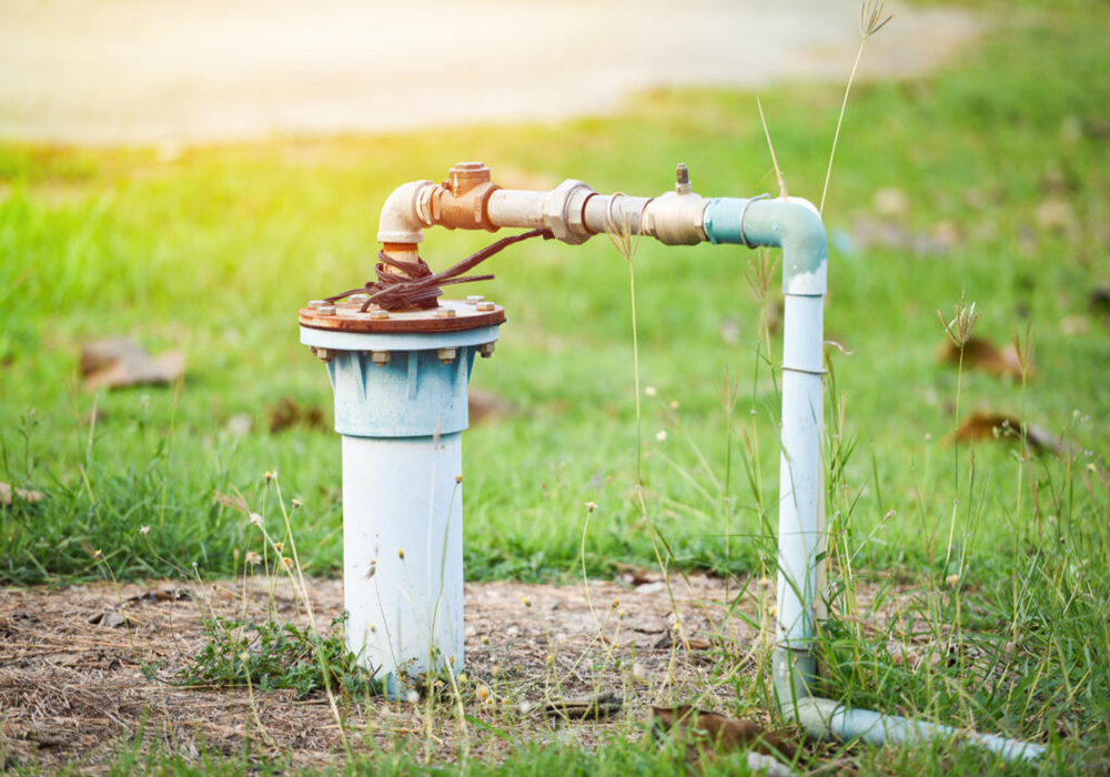 Groundwater well with pvc pipe and system electric deep well sub